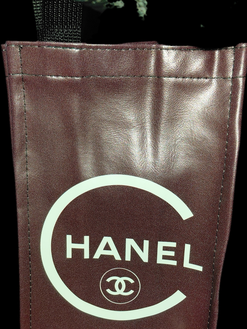 Maroon Tote Nwt with White Logo Accent, 4.5x8.5x3